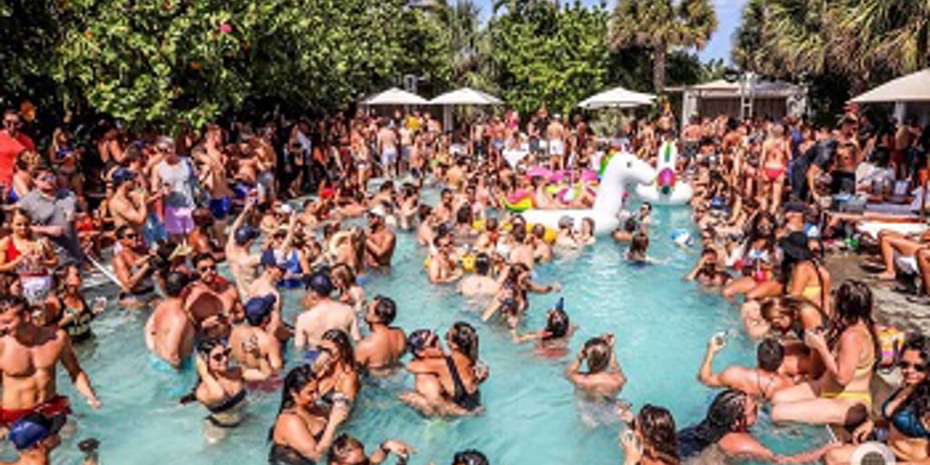 Nightclub in Miami - SLS Pool Party, Miami Beach, FL