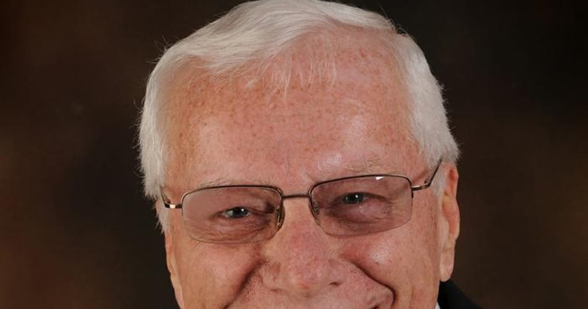 Dale Metcalf Columbia, Missouri, Real Estate Sales Agent, BS in