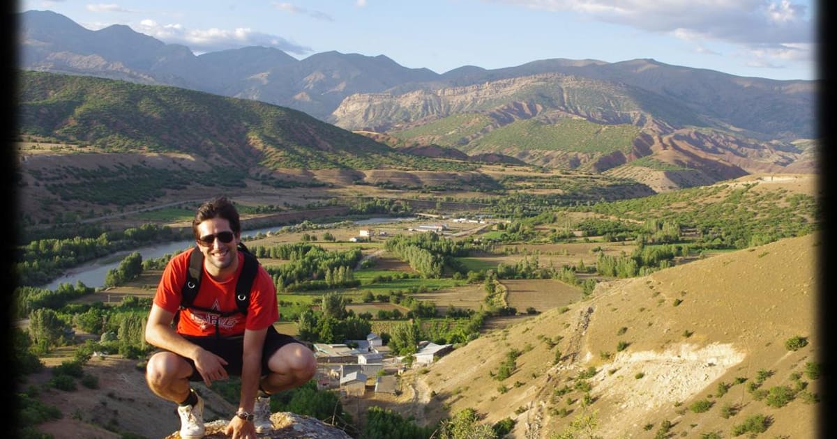 Deniz Binay - About.me page