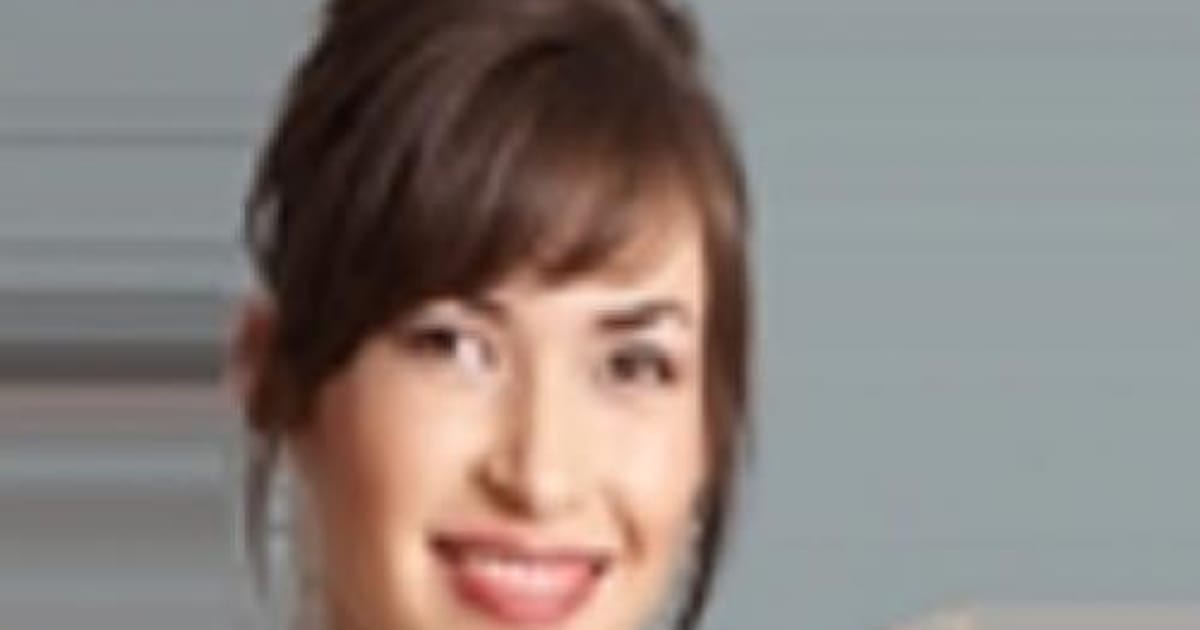 Kristin Mills the United States about.me