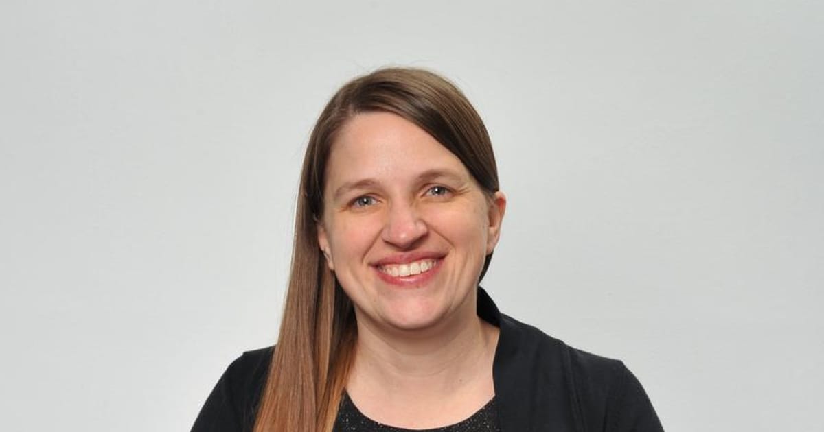 Colleen Graves Texas School Librarian Mls Bfa about me