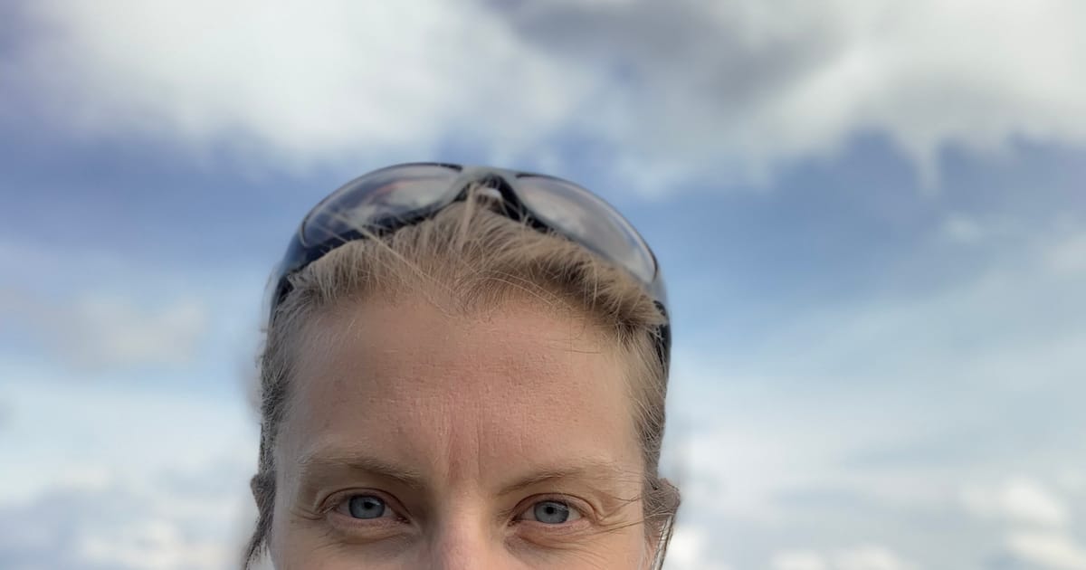 Vanessa LandryClaverie Bac science po. et maîtrise en négociation