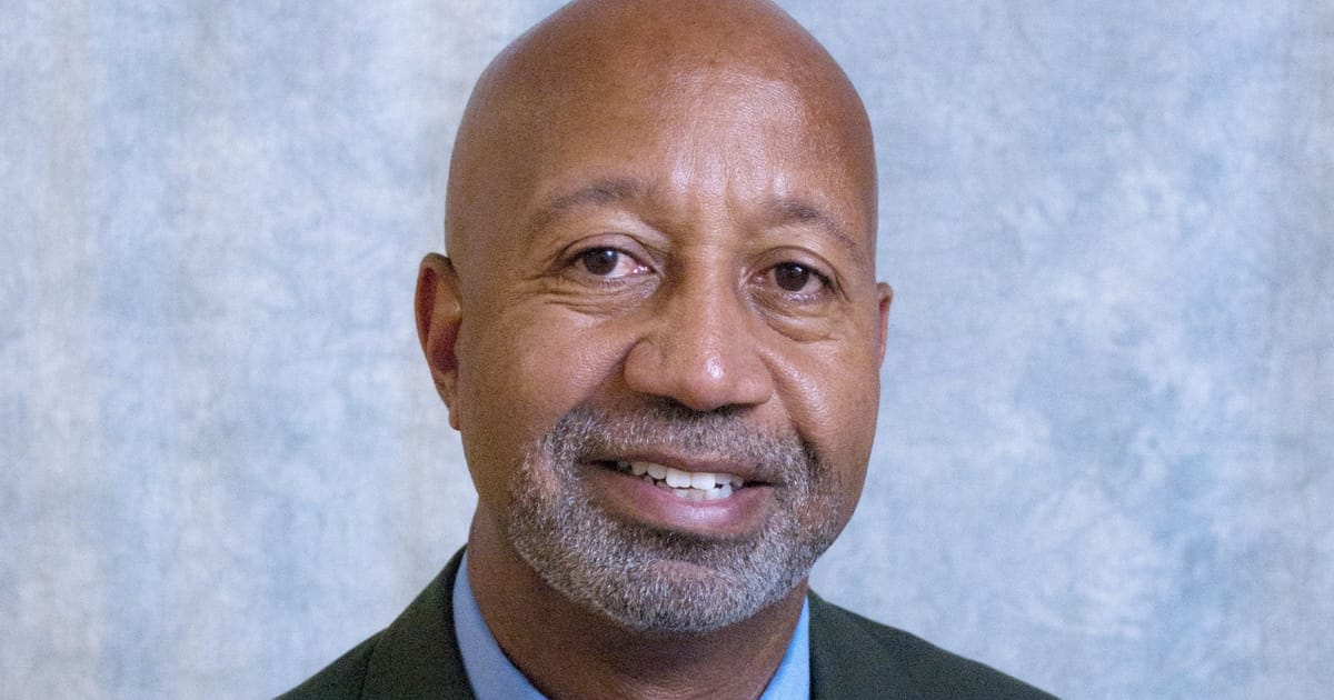 Dr. Lamont Tyler Bloomington, Illinois, OSF Medical Group, Loyola