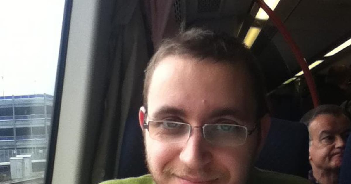 manlio-de-domenico-trento-italia-network-scientist-phd-in-nuclear