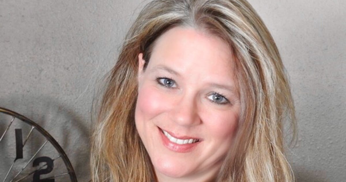 Renee Heintz, Realtor® Century 21 Affiliated Wisconsin, Century 21