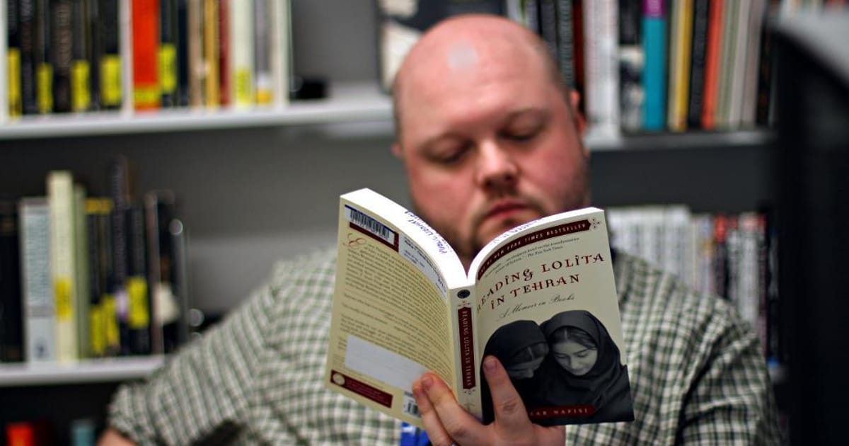 Eric S. Riley Portland, Oregon, MLIS, University of Washington, 2002