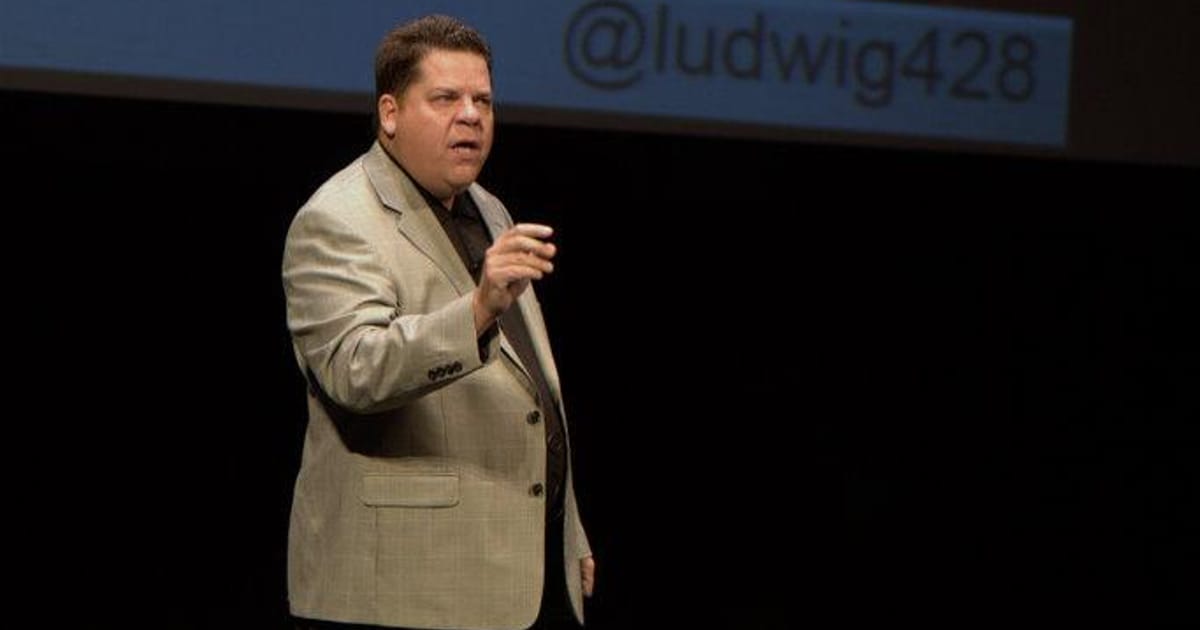 Kevin Maxwell about.me