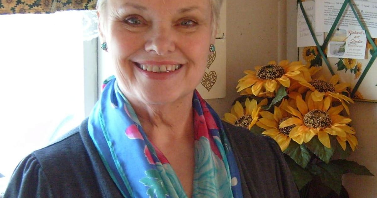 Ramona Scarborough About me