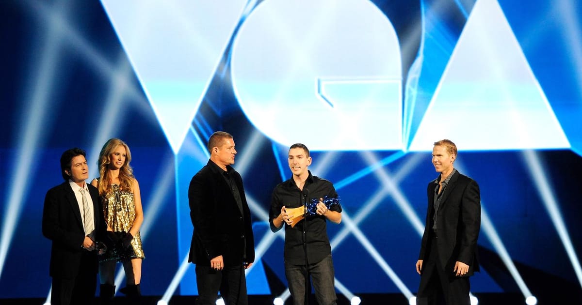 Robert Bowling | about.me