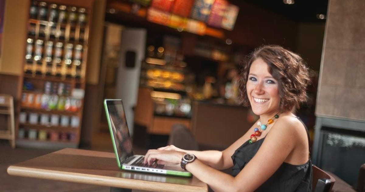 Avery Lynn Larson Flint, MI, Social Media Energy, Ferris State University about.me