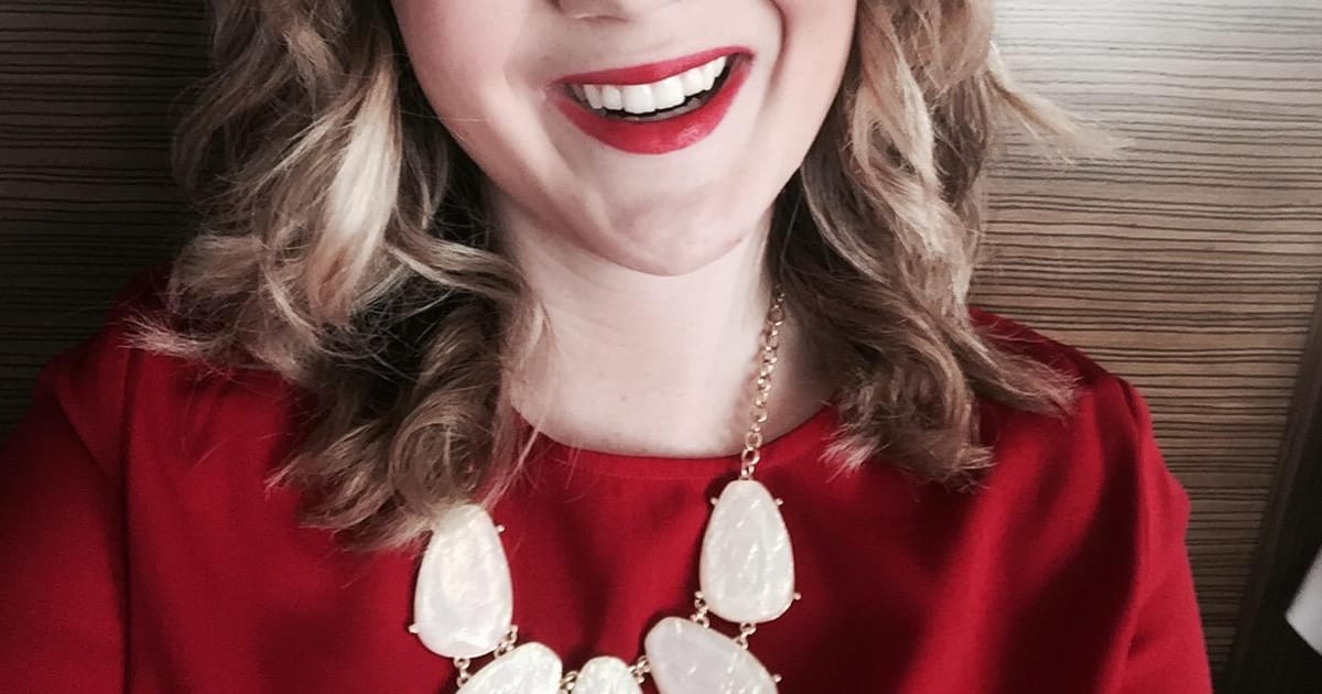 Chloe Adams | about.me