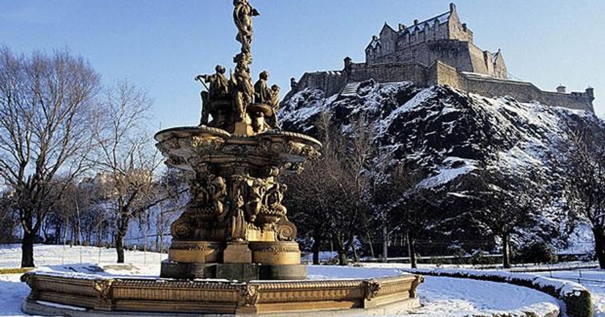 Eleanor Hall Edinburgh, Current undergraduate at Edinburgh Univeristy