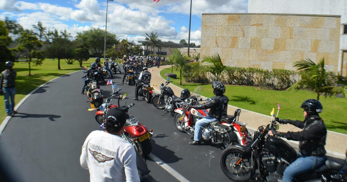 NIGHT RIDERS SAFETY Bogota, Colombia., Fuerza Aerea Colombiana