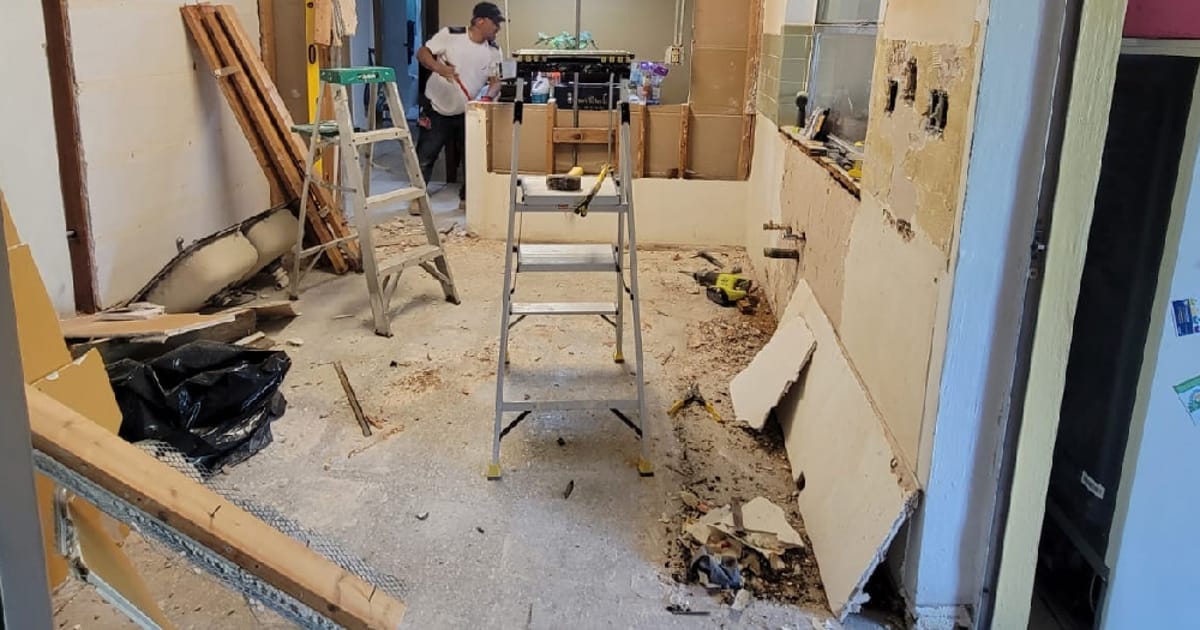 Kitchen Remodeling Pembroke Pines 17663 SW 5th St, Pembroke Pines, FL