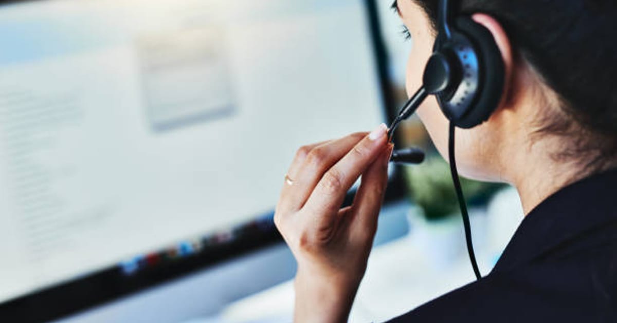 Credit card service Helpline support tram Customer care number about.me