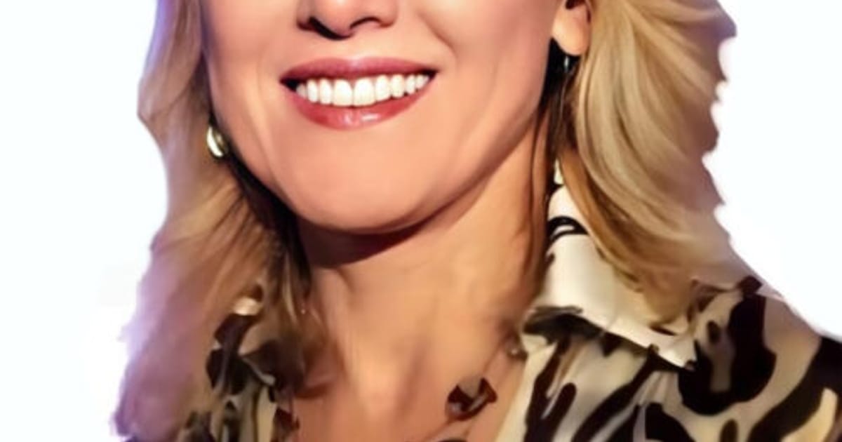 Victoria Saucier - About.me page